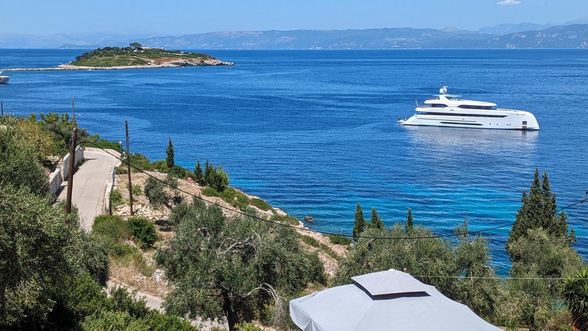 Villa Avgerini Paxos Γάιος Δωμάτιο φωτογραφία